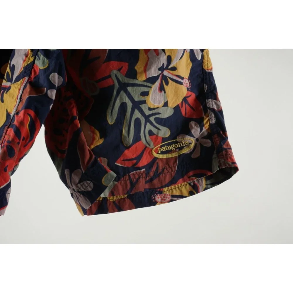 Patagonia Wavefarer Recent Board Short‎ Men's 28 Blue Red Orange Floral Nylon
